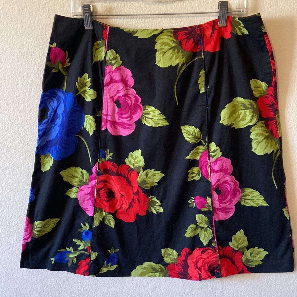 CITYSilk Stretch Floral Skirt